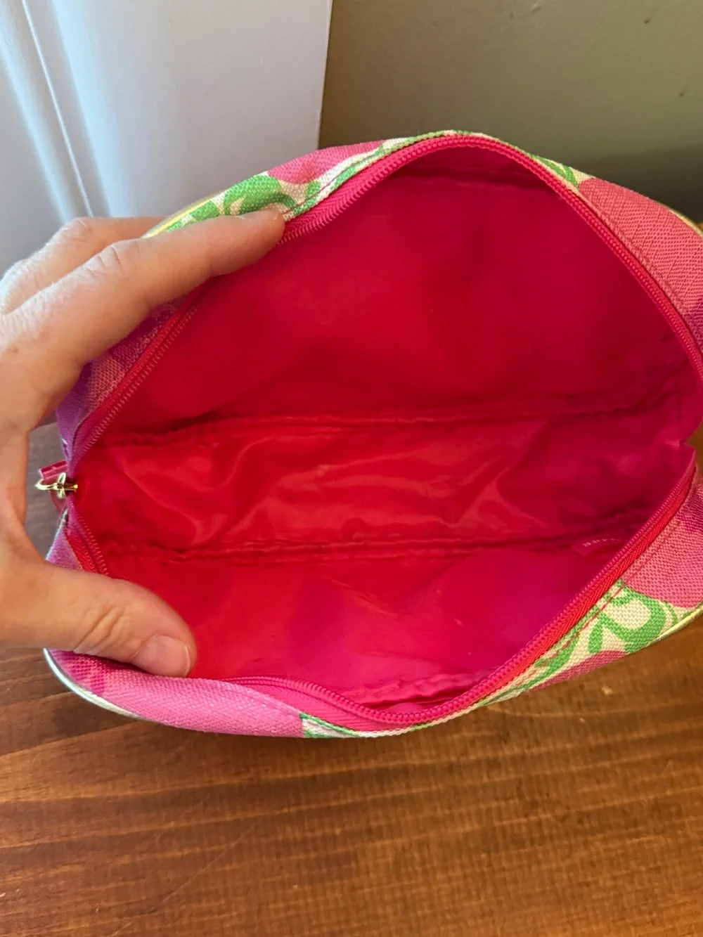 Lilly Pulitzer for Estée Lauder Pink Floral Cosmetic Makeup Bag